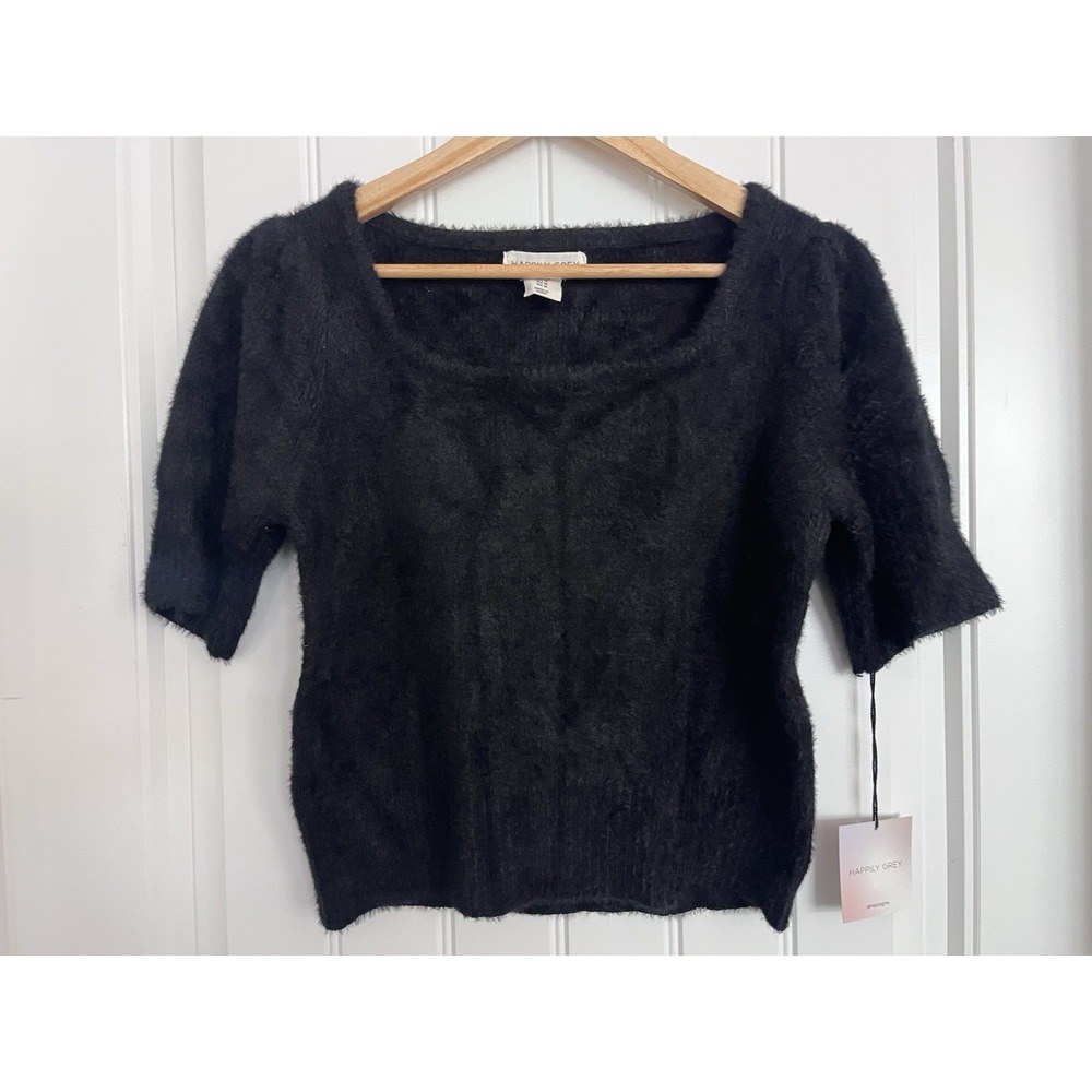 New HAPPILY GREY Black Short Sleeve Cropped Fuzzy Pullover Sweater Womens M 412